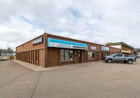 957 South Railway Street, Medicine Hat, Alberta T1A 2W3, ,Commercial,For Lease,South Railway,A2205194