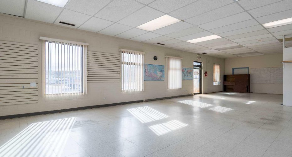 957 South Railway Street, Medicine Hat, Alberta T1A 2W3, ,Commercial,For Lease,South Railway,A2205194