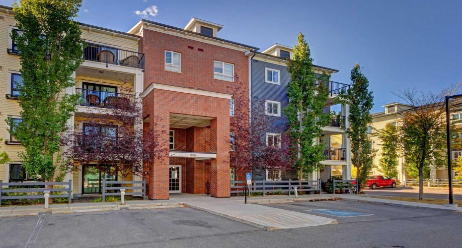 279 Copperpond Common, Calgary, Alberta T2Z1J6, 2 Bedrooms Bedrooms, ,2 BathroomsBathrooms,Residential,For Sale,Copperpond,A2205270