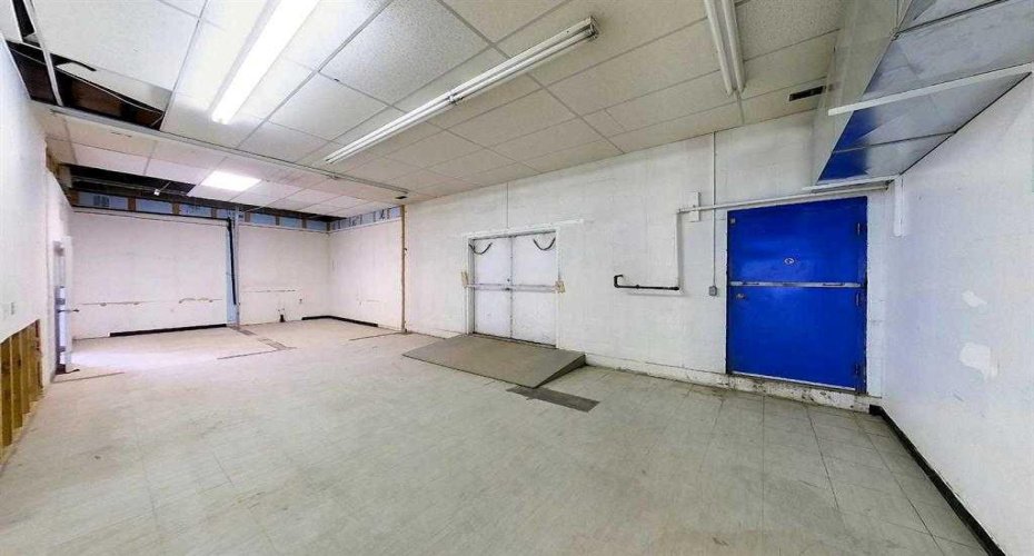 5102 50 Street, Whitecourt, Alberta T7N 1N5, ,Commercial,For Sale,50,A2206379