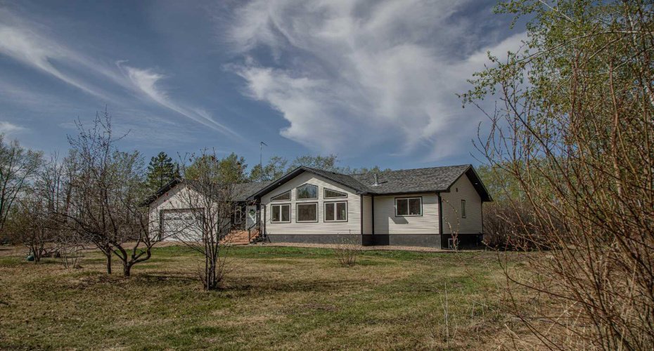 19125 Township Road 1104, Rural Mackenzie County, Alberta T0H 1Z0, 5 Bedrooms Bedrooms, ,3 BathroomsBathrooms,Residential,For Sale,Township Road 1104,A2186021