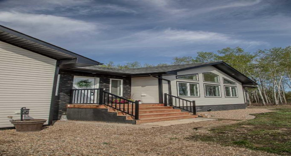 19125 Township Road 1104, Rural Mackenzie County, Alberta T0H 1Z0, 5 Bedrooms Bedrooms, ,3 BathroomsBathrooms,Residential,For Sale,Township Road 1104,A2186021