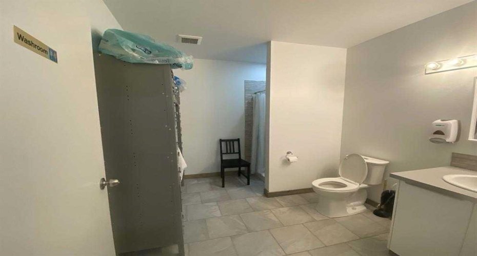 5445 HWY 584, Sundre, Alberta T0M 1X0, ,Commercial,For Sale,HWY 584,A2206332