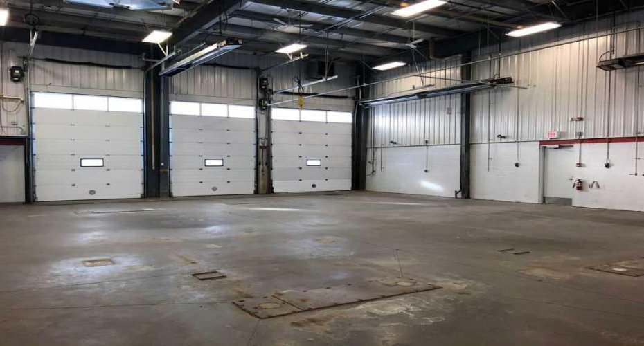 295 Burnt Park Drive, Rural Red Deer County, Alberta T4S 2L4, ,Commercial,For Lease,Burnt Park,A2205463