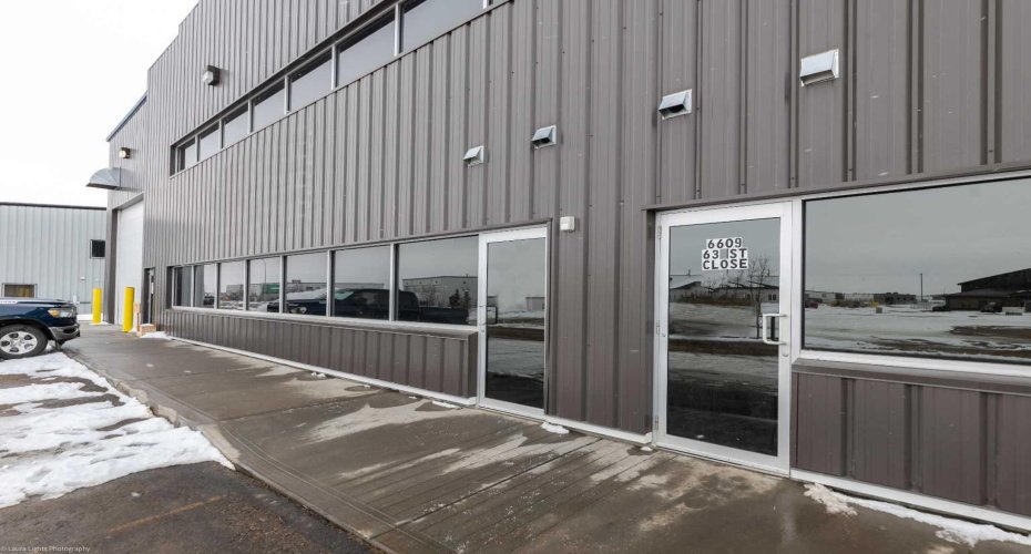 6609 63 Street Close, Lloydminster, Alberta T9V 3T6, ,Commercial,For Sale,63,A2208048