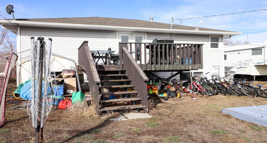 428 2 Street, Suffield, Alberta T0J 2N0, 3 Bedrooms Bedrooms, ,1 BathroomBathrooms,Residential,For Sale,2,A1203124