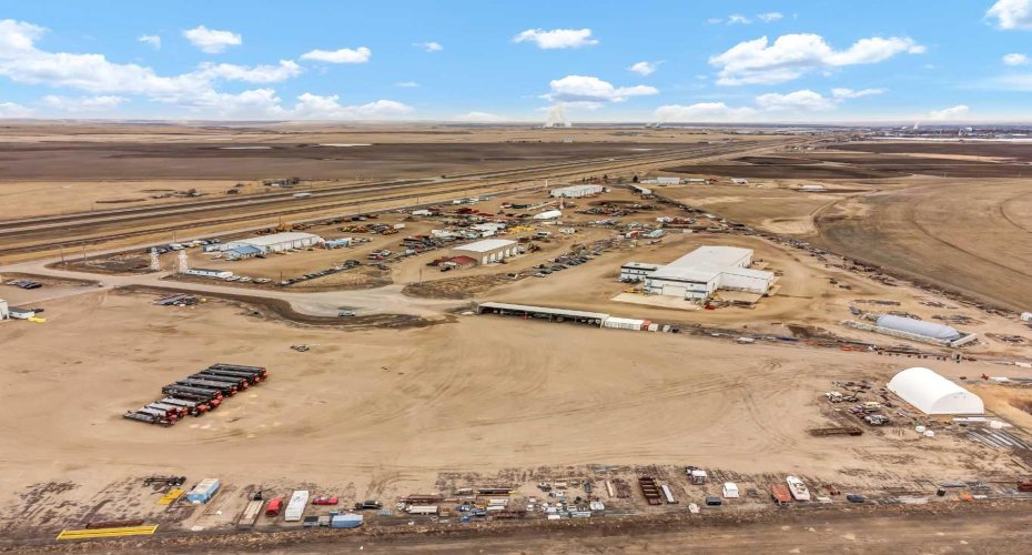 7013 Old Trans Canada Highway, Rural Cypress County, Alberta T0J 2P0, ,Land,For Sale,Old Trans Canada,A2209504