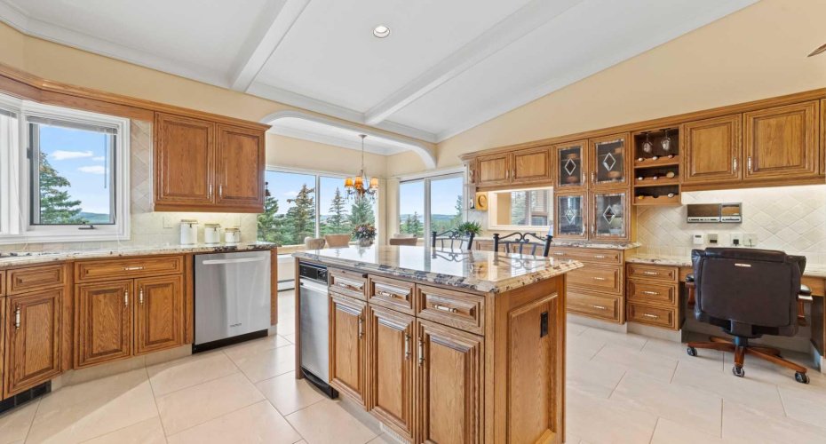 80054 226 Avenue, Rural Foothills County, Alberta T1S 2Z1, 5 Bedrooms Bedrooms, ,4 BathroomsBathrooms,Residential,For Sale,226,A2206623