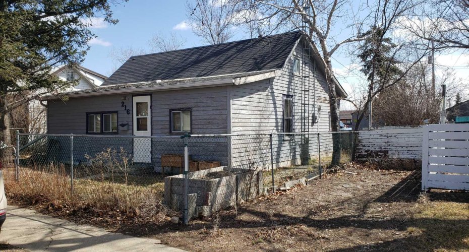 216 3 Avenue, Champion, Alberta T0L 0R0, 2 Bedrooms Bedrooms, ,1 BathroomBathrooms,Residential,For Sale,3,A2209033