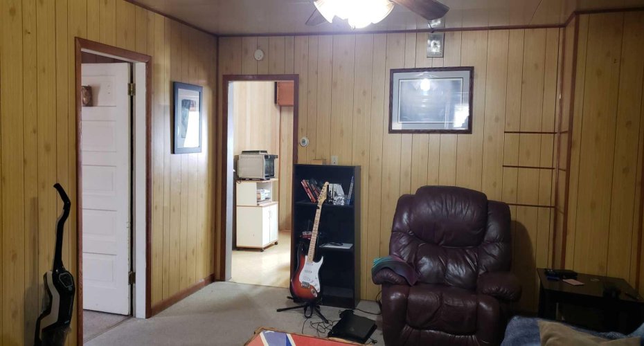 216 3 Avenue, Champion, Alberta T0L 0R0, 2 Bedrooms Bedrooms, ,1 BathroomBathrooms,Residential,For Sale,3,A2209033