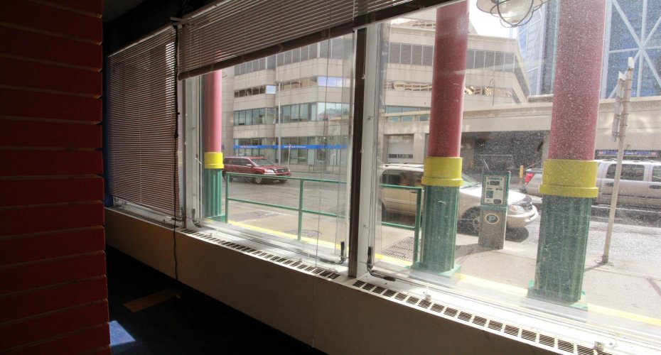 328 Centre Street, Calgary, Alberta T2G 4X6, ,Commercial,For Sale,Dragon City Mall,Centre,A2210465