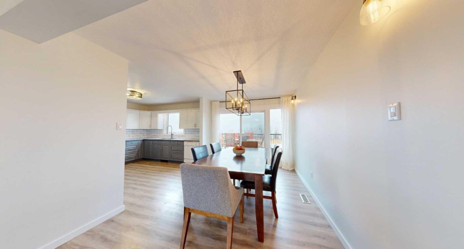 13 Marina View Close, Rural Stettler No. 6, County of, Alberta T0C 2L0, 5 Bedrooms Bedrooms, ,3 BathroomsBathrooms,Residential,For Sale,Marina View,A2209956