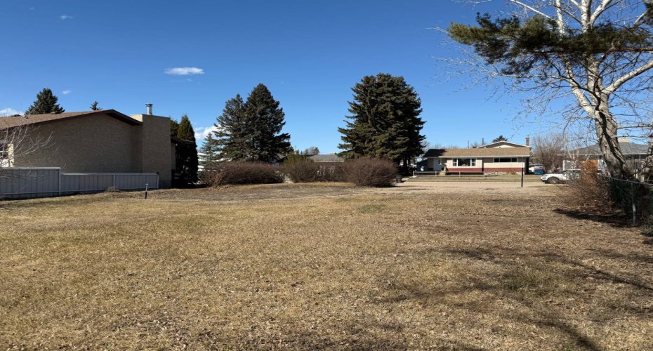 4605 50 Avenue, Vermilion, Alberta T9X 1R6, ,Land,For Sale,50,A2200572