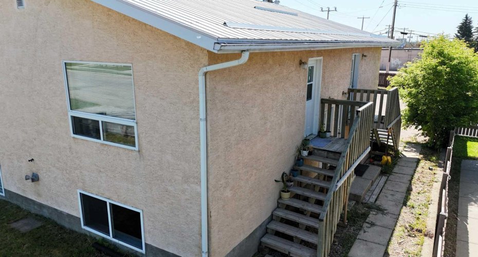 5015 7 Avenue, Edson, Alberta T7E1N7, ,Multi-family,For Sale,7,A2123708