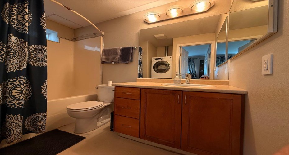 5426 49 Avenue, Lloydminster, Saskatchewan S9V 0V3, 1 Bedroom Bedrooms, ,1 BathroomBathrooms,Residential,For Sale,49,A2211222