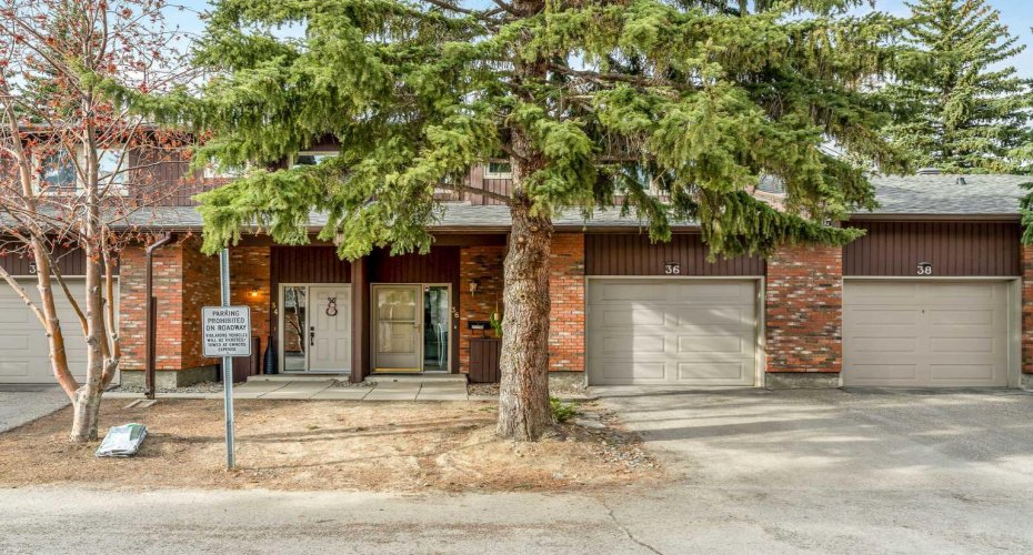 2323 Oakmoor Drive, Calgary, Alberta T2V 4T2, 4 Bedrooms Bedrooms, ,4 BathroomsBathrooms,Residential,For Sale,Oakmoor,A2211335