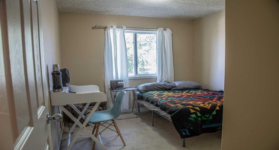 10808 100 Avenue, High Level, Alberta T0H 1Z0, 4 Bedrooms Bedrooms, ,3 BathroomsBathrooms,Residential,For Sale,100,A2212246