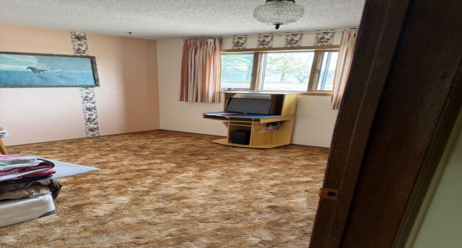 214015 TWP Rd 52, Cardston, Alberta T0K 0L0, 4 Bedrooms Bedrooms, ,2 BathroomsBathrooms,Residential,For Sale,TWP Rd 52,A2212409