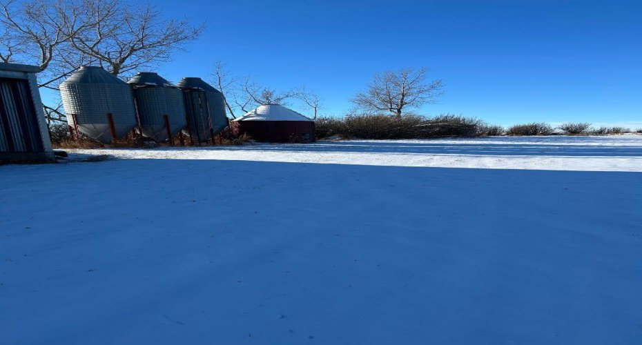 214015 TWP Rd 52, Cardston, Alberta T0K 0L0, 4 Bedrooms Bedrooms, ,2 BathroomsBathrooms,Residential,For Sale,TWP Rd 52,A2212409