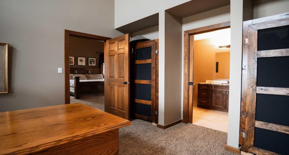 195041 Highway 512, Rural Lethbridge County, Alberta T0K 0R0, 6 Bedrooms Bedrooms, ,4 BathroomsBathrooms,Residential,For Sale,195041 Highway 512,A2207905