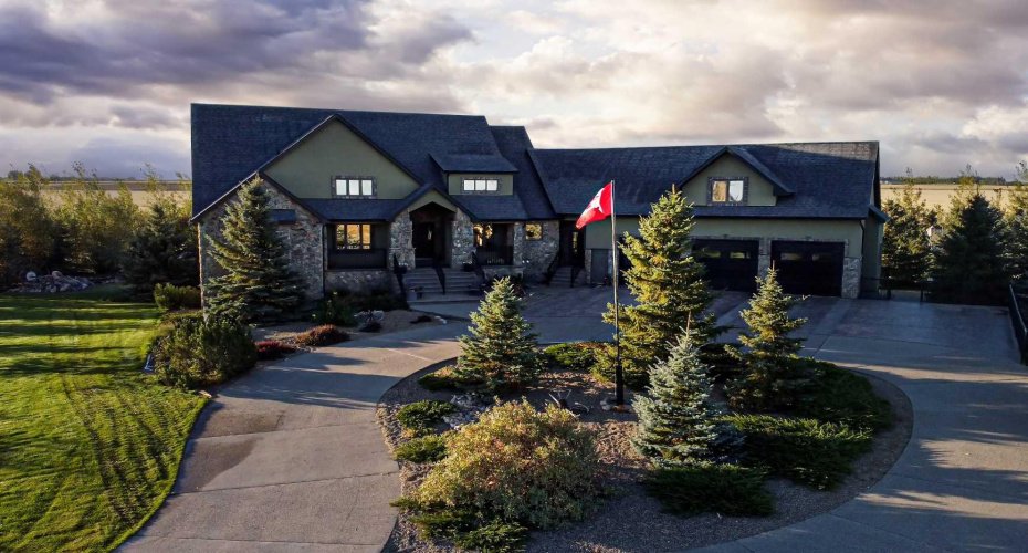 195041 Highway 512, Rural Lethbridge County, Alberta T0K 0R0, 6 Bedrooms Bedrooms, ,4 BathroomsBathrooms,Residential,For Sale,195041 Highway 512,A2207905