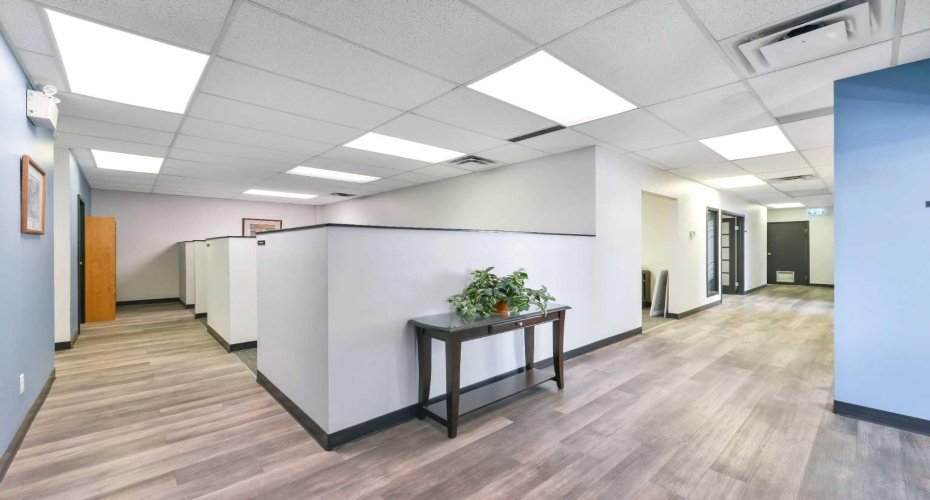 4702 49 Avenue, Red Deer, Alberta T4N 3W2, ,Commercial,For Lease,49,A2210132