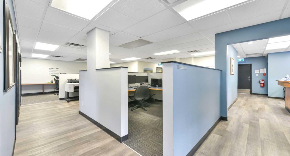 4702 49 Avenue, Red Deer, Alberta T4N 3W2, ,Commercial,For Lease,49,A2210132