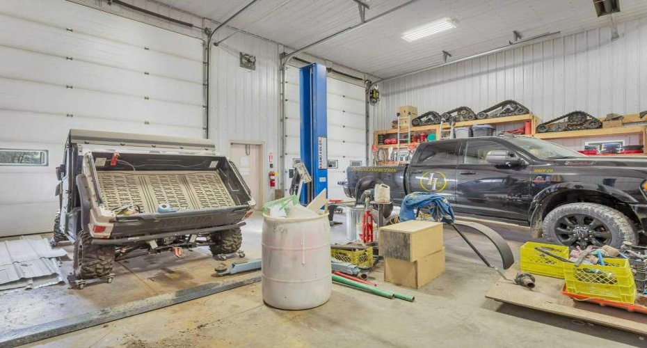 4911 50 Avenue, Eckville, Alberta T0M 0X0, ,Commercial,For Sale,50 Avenue,A2213077