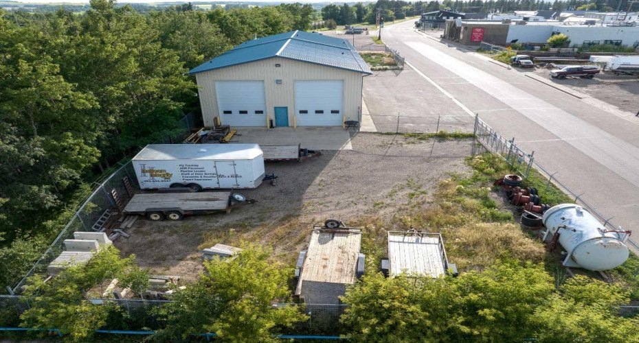 4907 50 Avenue, Eckville, Alberta T0M 0X0, ,Commercial,For Sale,50 Avenue,A2211262