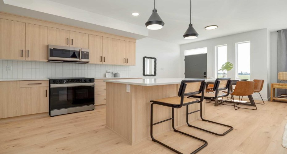 689 Blackwolf Boulevard, Lethbridge, Alberta T1H7H7, 3 Bedrooms Bedrooms, ,3 BathroomsBathrooms,Residential,For Sale,Blackwolf,A2211295