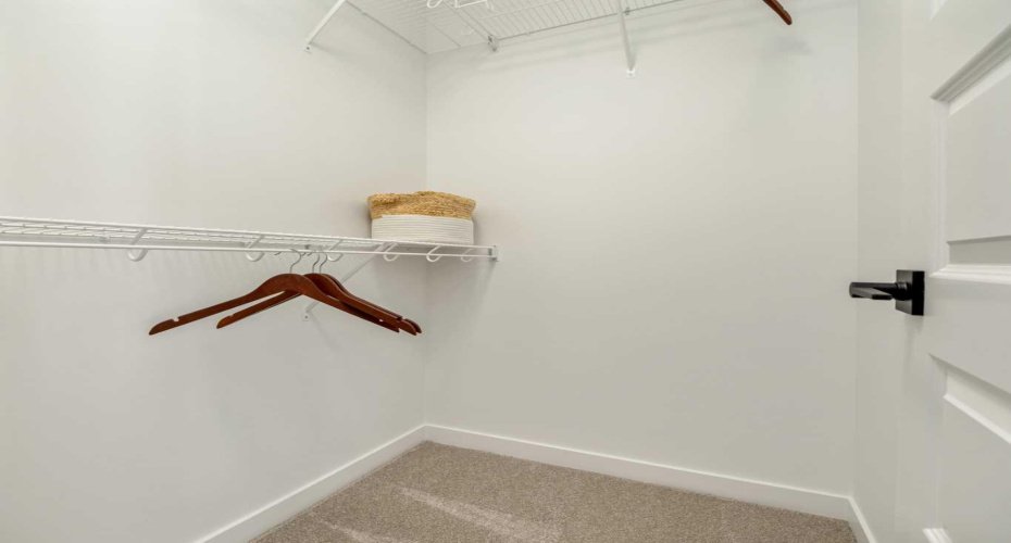 689 Blackwolf Boulevard, Lethbridge, Alberta T1H7H7, 3 Bedrooms Bedrooms, ,3 BathroomsBathrooms,Residential,For Sale,Blackwolf,A2211295