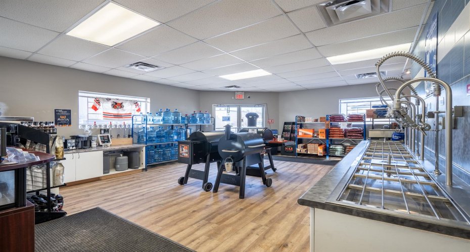 2711 50 Avenue, Lloydminster, Saskatchewan S9V 2A8, ,Commercial,For Sale,50 Avenue,A2213265