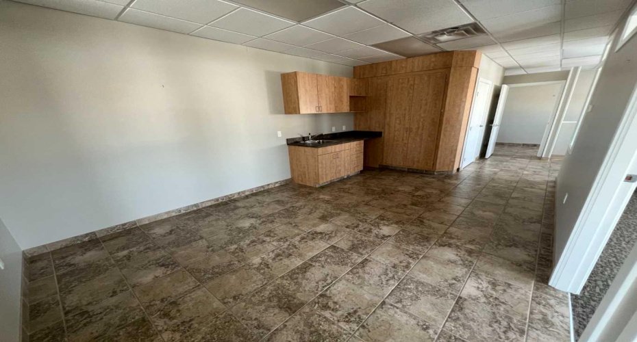 10605 West Side Drive, Grande Prairie, Alberta T8V 8E6, ,Commercial,For Lease,West Side,A2208809