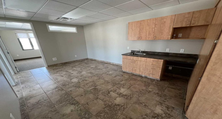 10605 West Side Drive, Grande Prairie, Alberta T8V 8E6, ,Commercial,For Lease,West Side,A2208809