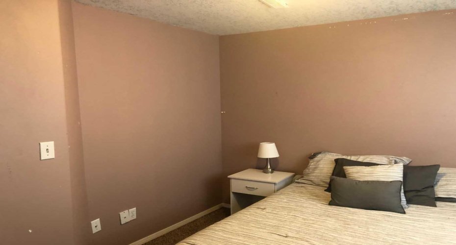 105 Parker Place, Hinton, Alberta T7V 2E5, 5 Bedrooms Bedrooms, ,2 BathroomsBathrooms,Residential,For Sale,Parker,A2209302