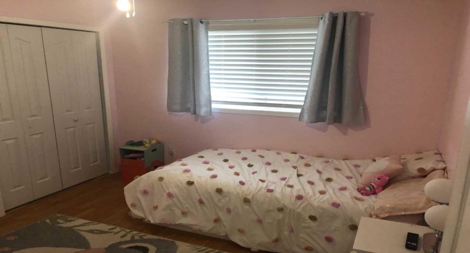 105 Parker Place, Hinton, Alberta T7V 2E5, 5 Bedrooms Bedrooms, ,2 BathroomsBathrooms,Residential,For Sale,Parker,A2209302