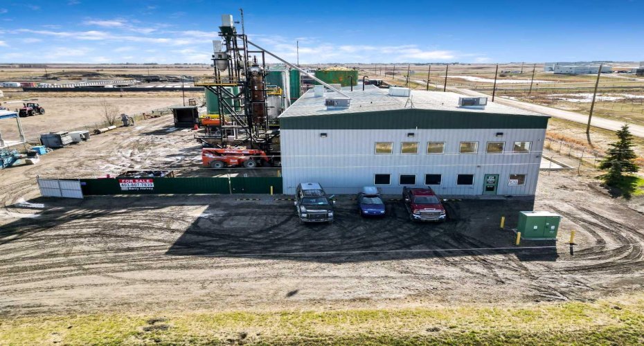 450254 82 Street, Rural Foothills County, Alberta T0L 1T0, ,Commercial,For Sale,82,A2213921