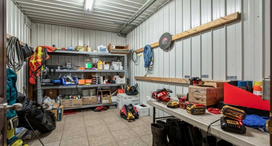 450254 82 Street, Rural Foothills County, Alberta T0L 1T0, ,Commercial,For Sale,82,A2213921