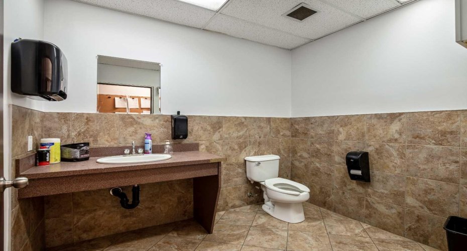 450254 82 Street, Rural Foothills County, Alberta T0L 1T0, ,Commercial,For Sale,82,A2213921