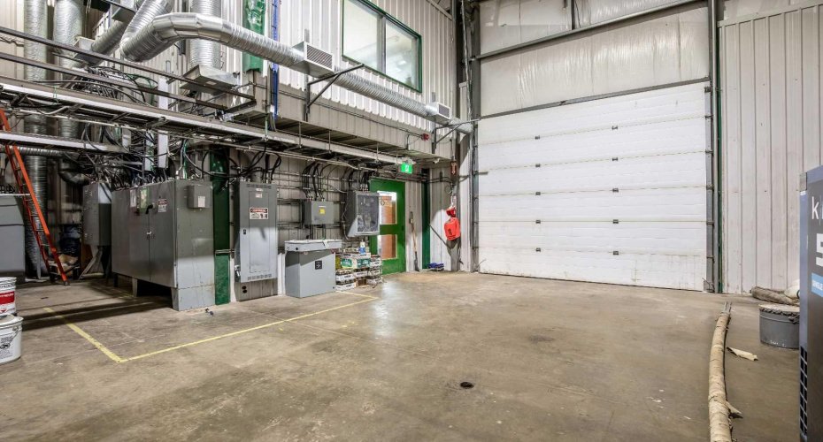 450254 82 Street, Rural Foothills County, Alberta T0L 1T0, ,Commercial,For Sale,82,A2213921