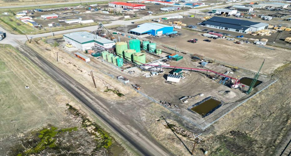 450254 82 Street, Rural Foothills County, Alberta T0L 1T0, ,Commercial,For Sale,82,A2213921