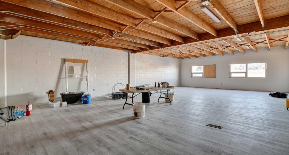 10404 100 Street, Grande Prairie, Alberta T8V2M2, ,Commercial,For Lease,100,A2214561