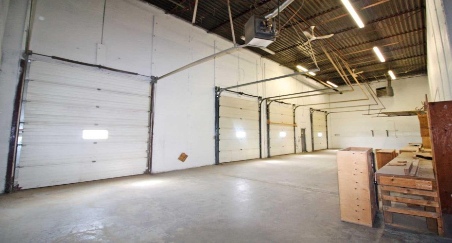 3501 23 Street, Calgary, Alberta T2E 6V8, ,Commercial,For Lease,23,A2215068