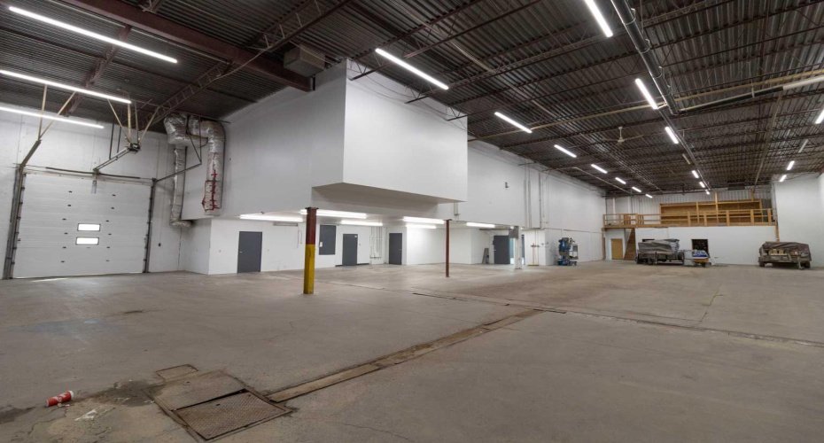 3501 23 Street, Calgary, Alberta T2E 6V8, ,Commercial,For Lease,23,A2215068