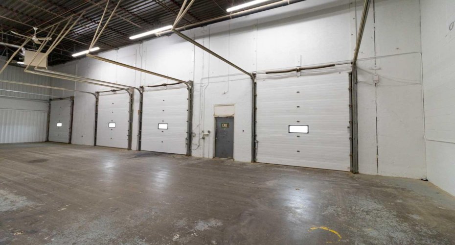 3501 23 Street, Calgary, Alberta T2E 6V8, ,Commercial,For Lease,23,A2215068