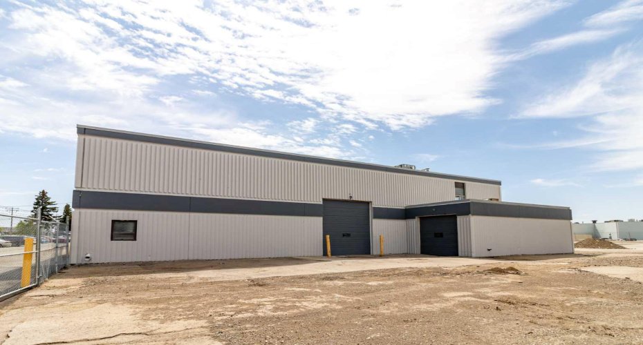 3501 23 Street, Calgary, Alberta T2E 6V8, ,Commercial,For Lease,23,A2215068