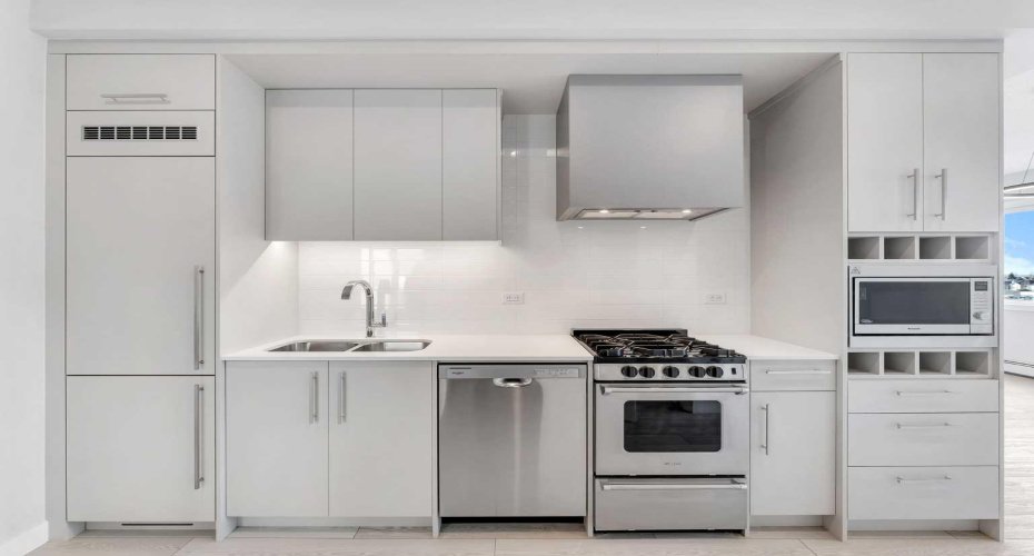 8370 Broadcast Avenue, Calgary, Alberta T3H 6L3, 2 Bedrooms Bedrooms, ,1 BathroomBathrooms,Residential,For Sale,Broadcast,A2206084