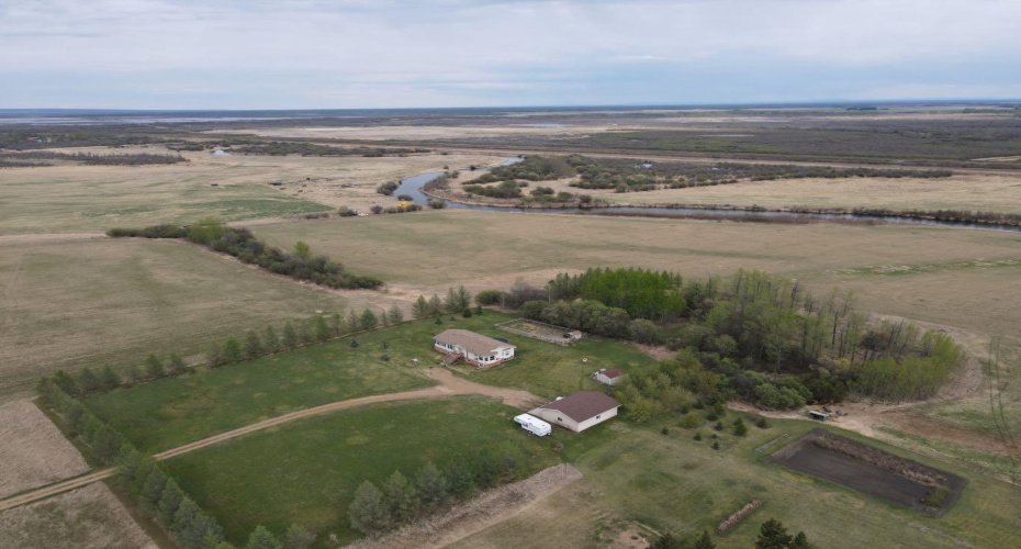 16521 Township Road 755A, High Prairie, Alberta T0G 1E0, 3 Bedrooms Bedrooms, ,2 BathroomsBathrooms,Residential,For Sale,Township Road 755A,A2214212