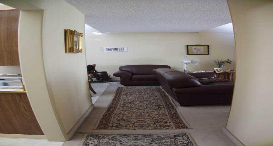 3719C 49 Street, Calgary, Alberta T3A 2E3, 2 Bedrooms Bedrooms, ,2 BathroomsBathrooms,Residential,For Sale,49,A2215203