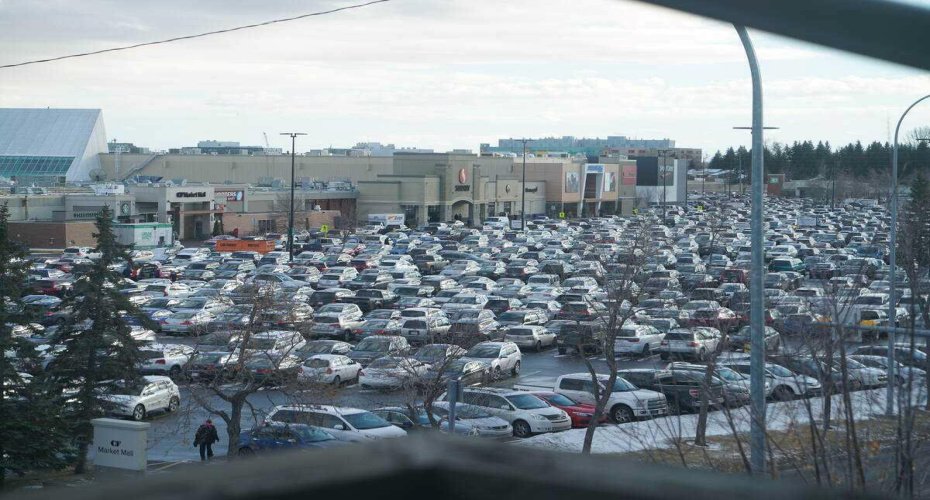 3719C 49 Street, Calgary, Alberta T3A 2E3, 2 Bedrooms Bedrooms, ,2 BathroomsBathrooms,Residential,For Sale,49,A2215203